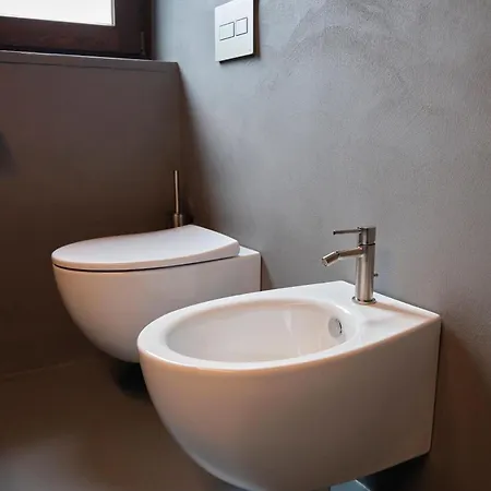 Bed & Breakfast Luxury Sali E Tabacchi Aosta