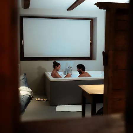 Bed & Breakfast Luxury Sali E Tabacchi